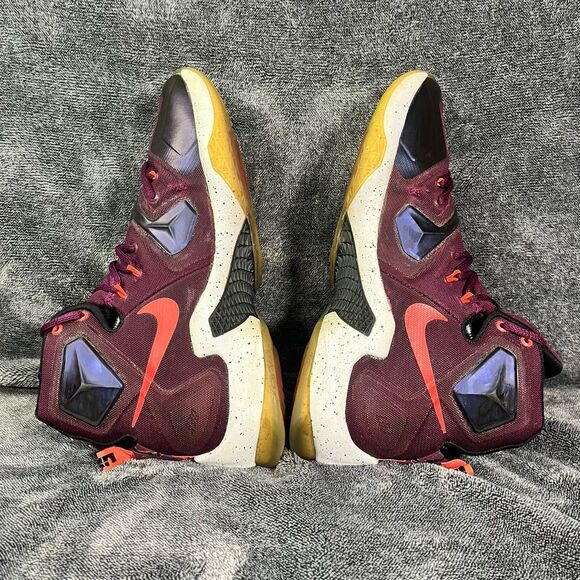 Nike LeBron 13 Men’s 10 shoes 2015 Mulberry Basketball - Picture 8 of 10